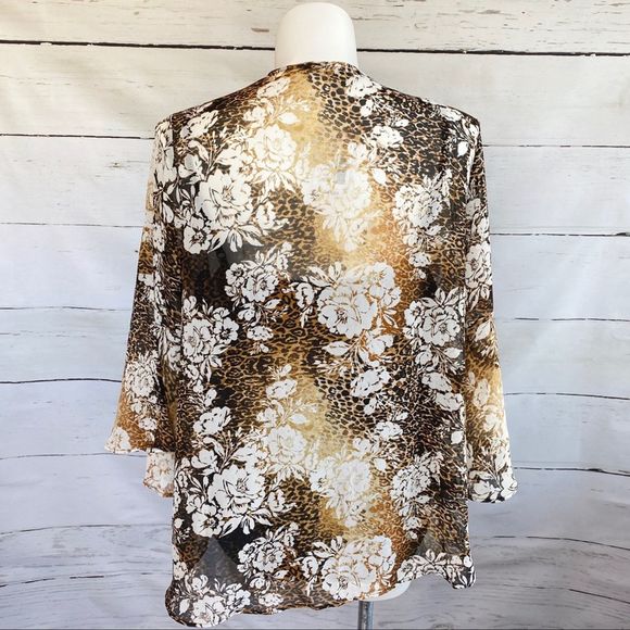 NWT Chenault Bell Sleeve Tie Front Kimono Set - Picture 4 of 7